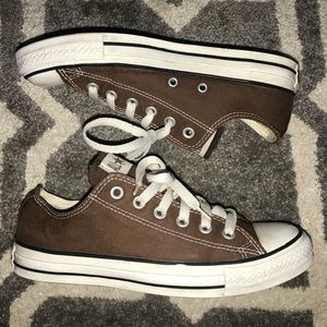 Brown Converse